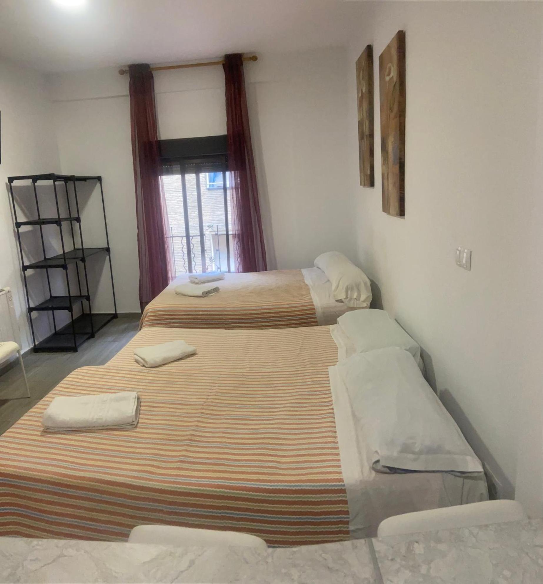 Habitaciones Familiares Con Bano Privado Lf - Sin Ascensor Saragossa Exterior foto